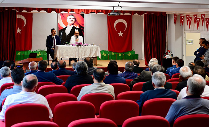 Vali Ustaoğlu Şalpazarı'nda muhtarlarla buluştu