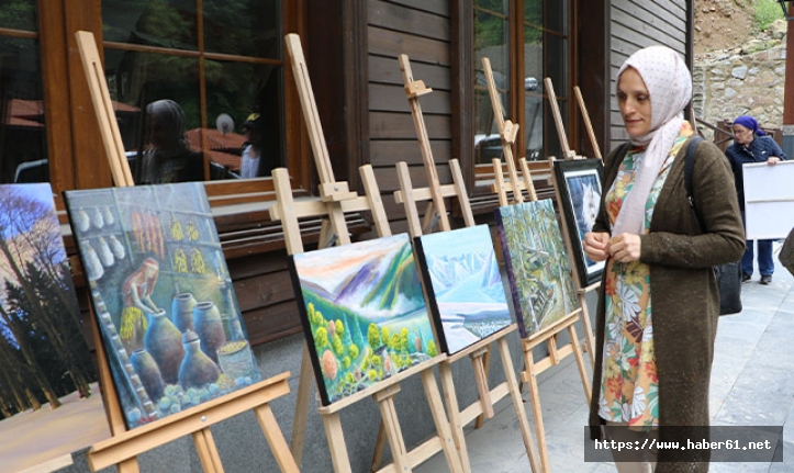 Trabzon'da sanatçılar doğayla baş başa sanatlarını icra etti