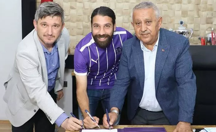 Trabzonspor’un eski yıldızı 2. Lig ekibine imzayı attı