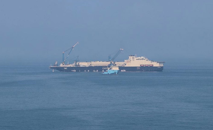 Karadeniz'de doğalgaz için borular serilmeye başlandı