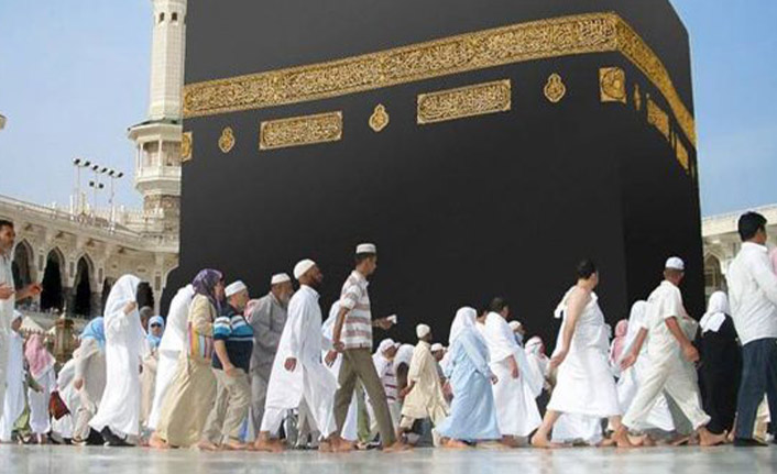 Hacılar veda tavafı yaptı