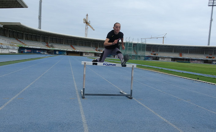 Başına halter düştü öldü sandılar "mucizevi sporcu" unvanını aldı