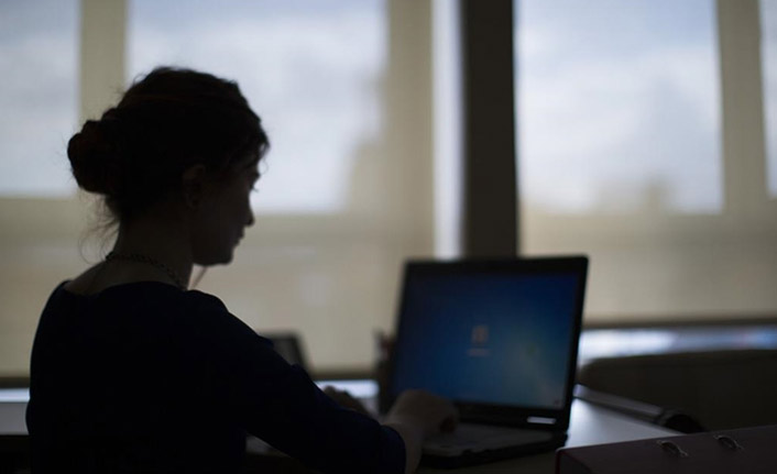 İş yerinde yemekte yalnız bırakılması 'mobbing' sayıldı