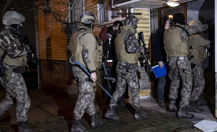 Ankara merkezli 8 ilde eş zamanlı FETÖ operasyonu