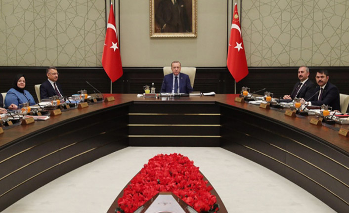 Kabine toplantısı başladı gündemde iki başlık var