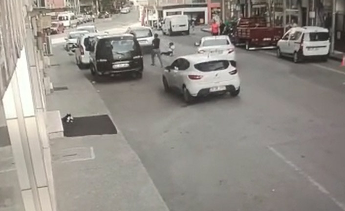 Trabzon'da film gibi olay! Polis aracına ve polise çarparak kaçtı