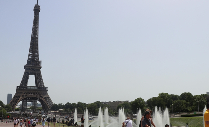 Fransa'da vatandaşlara su çağrısı