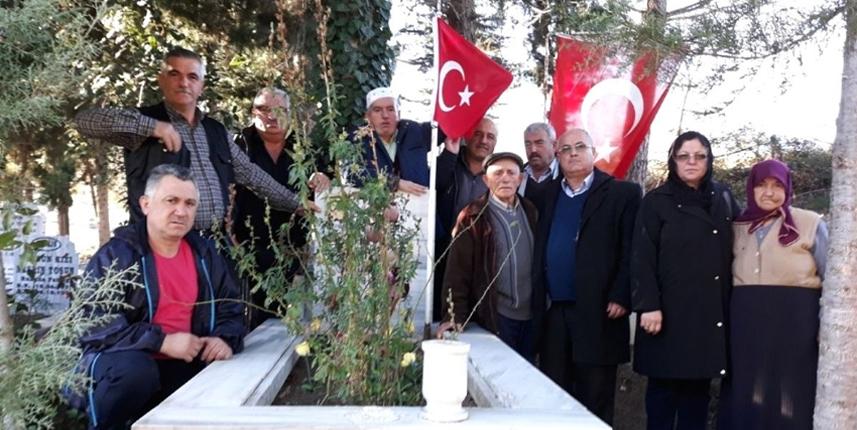 Alaçam şehitleri, kabirlerinin başında dualarla anıldı