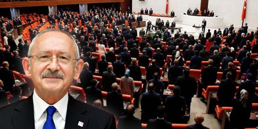 CHP, başörtüsüyle ilgili 3 maddelik kanun teklifini Meclis Başkanlığı'na sundu