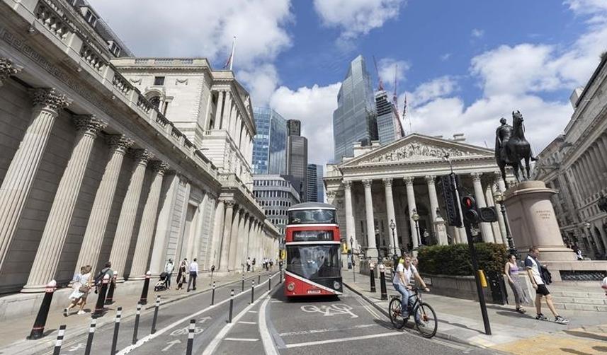 İngiltere'de enflasyon son 40 yılın zirvesinde