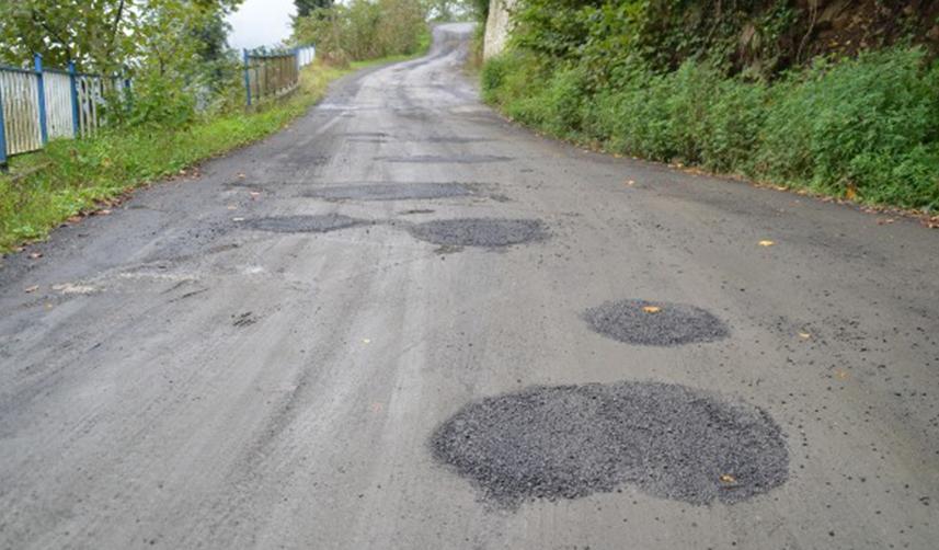 Trabzon'da Şanlı-Pınarlı yolu hizmet bekliyor