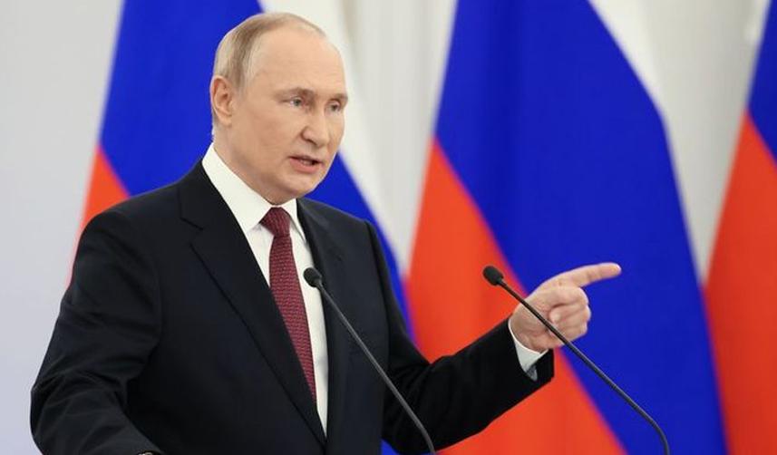 Putin, Ukrayna'dan ilhak edilen 4 bölgede sıkı yönetim ilan etti