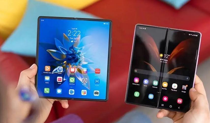 Huawei'den yeni katlanabilir telefon geliyor!