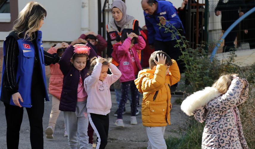 Gümüşhane'de deprem anı tatbikatı