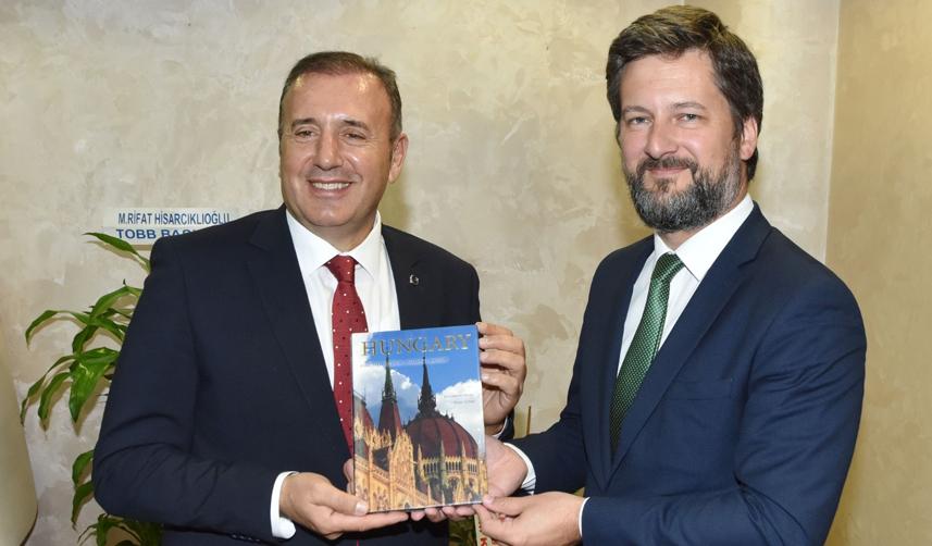 Macaristan'ın Ankara Büyükelçisi Matis'ten Trabzon Ticaret ve Sanayi Odasını ziyaret