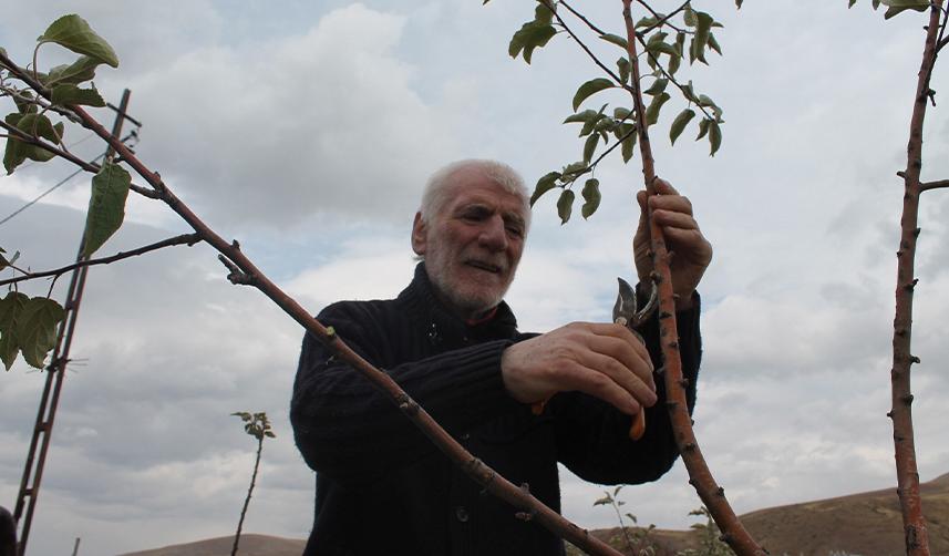 Emekli öğretmenin şimdiki mesleği dikkat çekiyor