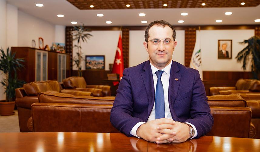 Başkan Ekim: "Öğretmenlerimizin günü kutlu olsun"