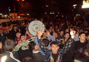 Gurbette kolbastı gecesi