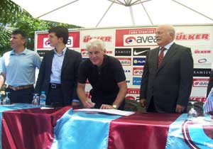 Ve Hugo Broos TS kampında