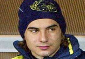 Genç futbolcu'' Komada''