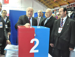 Şener oyunu kulandı