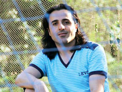 Eşcinsel futbolcuları biliyorum