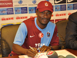 Zokora resmen Trabzonspor'un