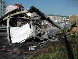 Oy kullanmaya geliyorlardı...