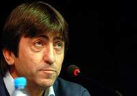 Rıdvan Dilmen'i gören var mı?