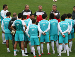 Milliler hazırlıklara eksik başladı