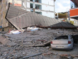 Gece nişanlandı öğlen vefat etti