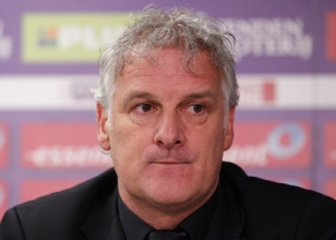 PSV'de Rutten konuştu