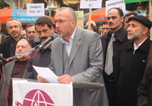 ''Darbe insanlık suçudur''