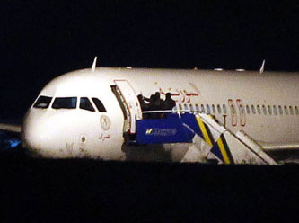 'Kolilerde radar için yedek parça vardı'