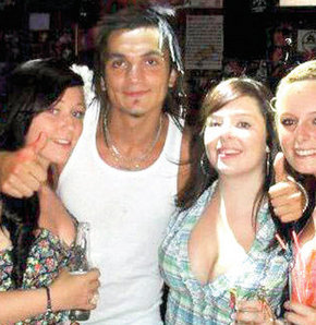 Kaza kurşunuyla şehit