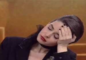 Canlı yayında horul horul uyudu