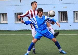 Y.Emre Lisesi Şampiyon