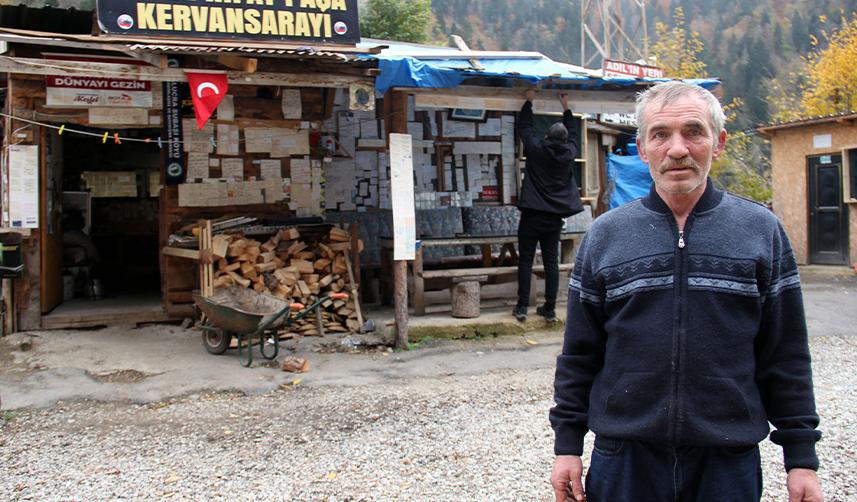 Giresun'da yolda kalanların umudu bu ahşap kulübe
