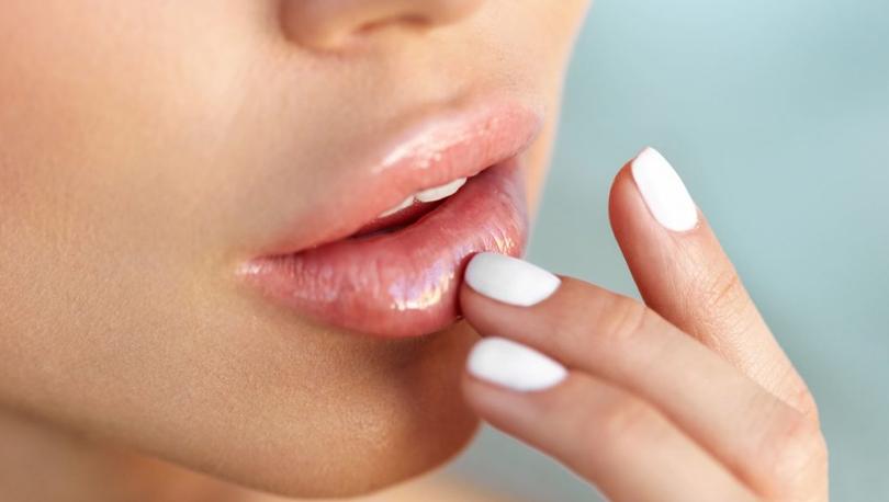 5 adımlı dudak bakımı