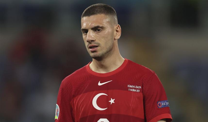 Yılbaşı için Türkiye'ye gelen Merih Demiral'a İtalya'dan şok haber!
