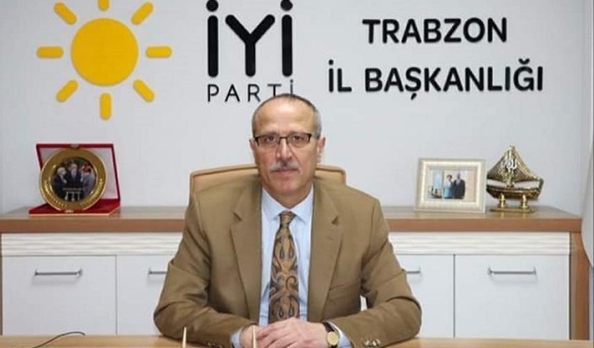 Trabzon İYİ Parti İl Başkanı Azmi Kuvvetli 'den yeni yıl mesajı