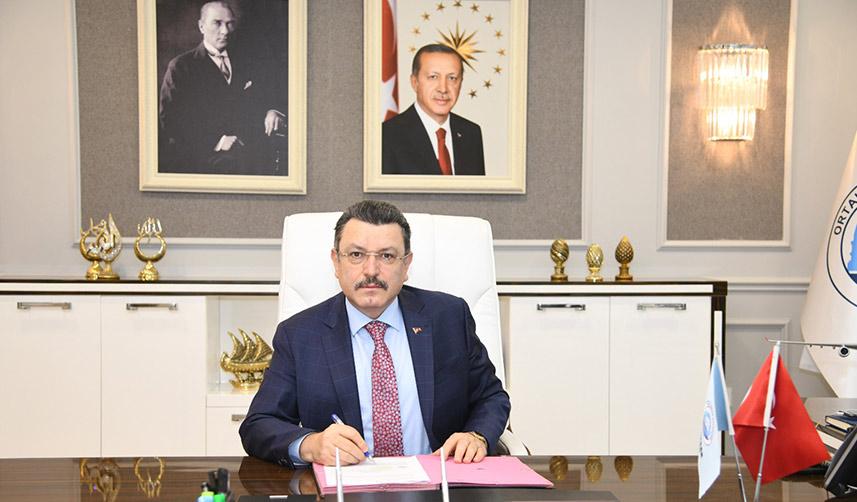 Ahmet Metin Genç, yeni yıl mesajı yayınladı