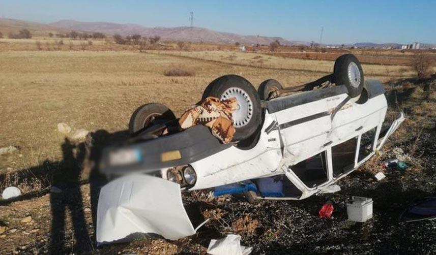 Batman'da şarampole devrilen otomobildeki 3 kişi yaralandı