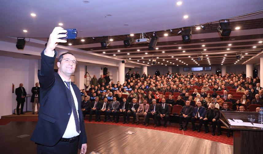 Akçaabat Belediye Başkanı Ekim, personelleriyle toplantı yaptı