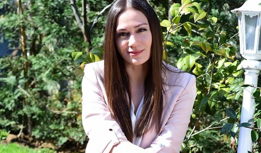 Özge Borak'tan 'manidar' paylaşım