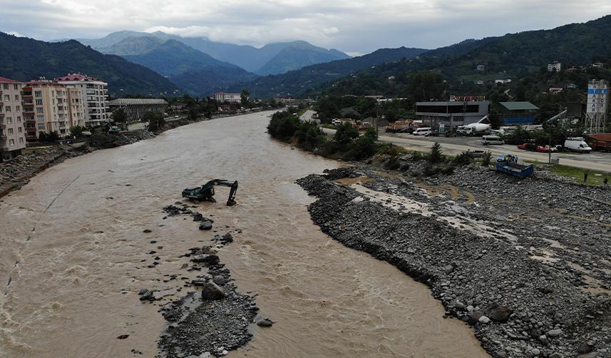 Artvin'de sel öncesi ve sonrası çalışmaları görüntülendi
