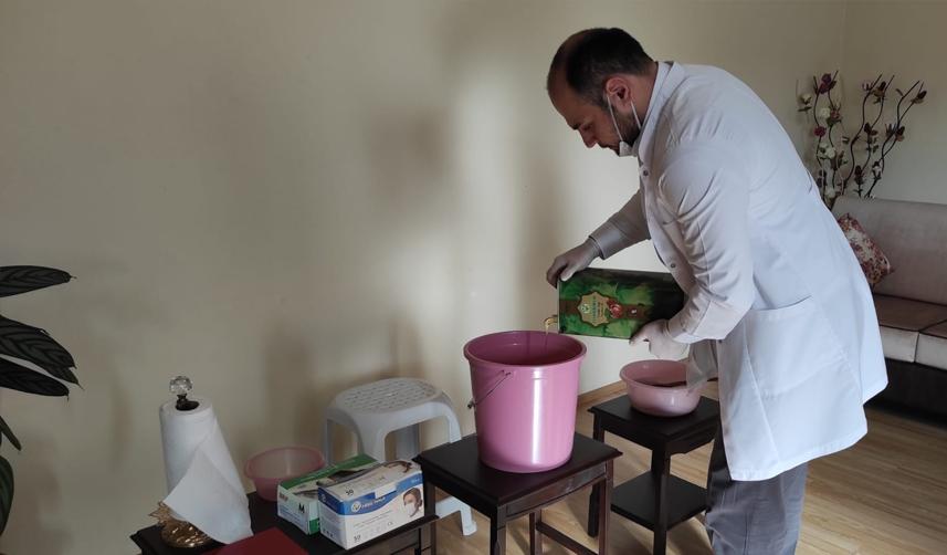 Giresunlu öğrenci fındık yağından sabun üretiyor