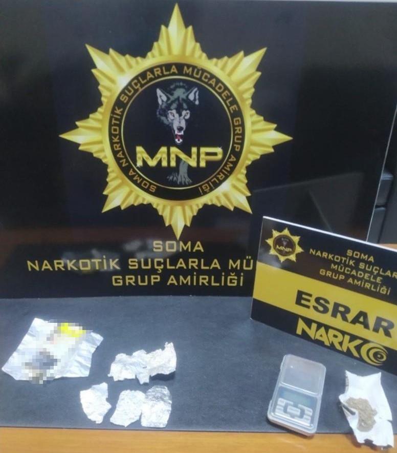 Manisa’da uyuşturucu tacirine operasyon