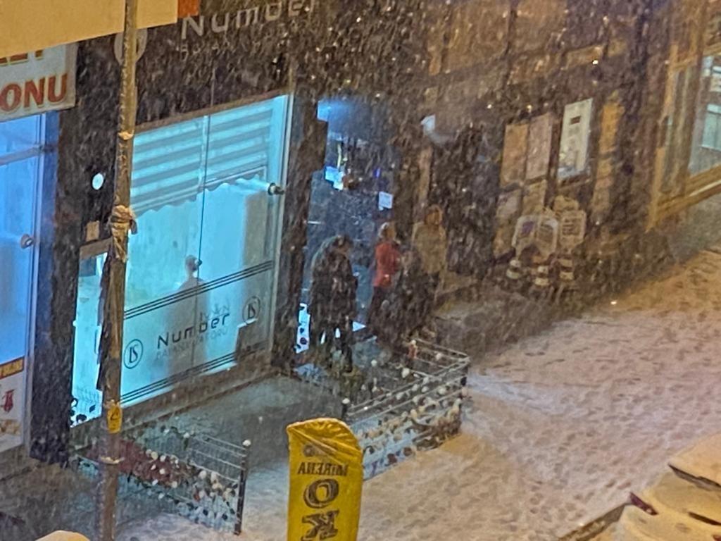 İran’da meydana gelen deprem Van ve Hakkari’de de hissedildi