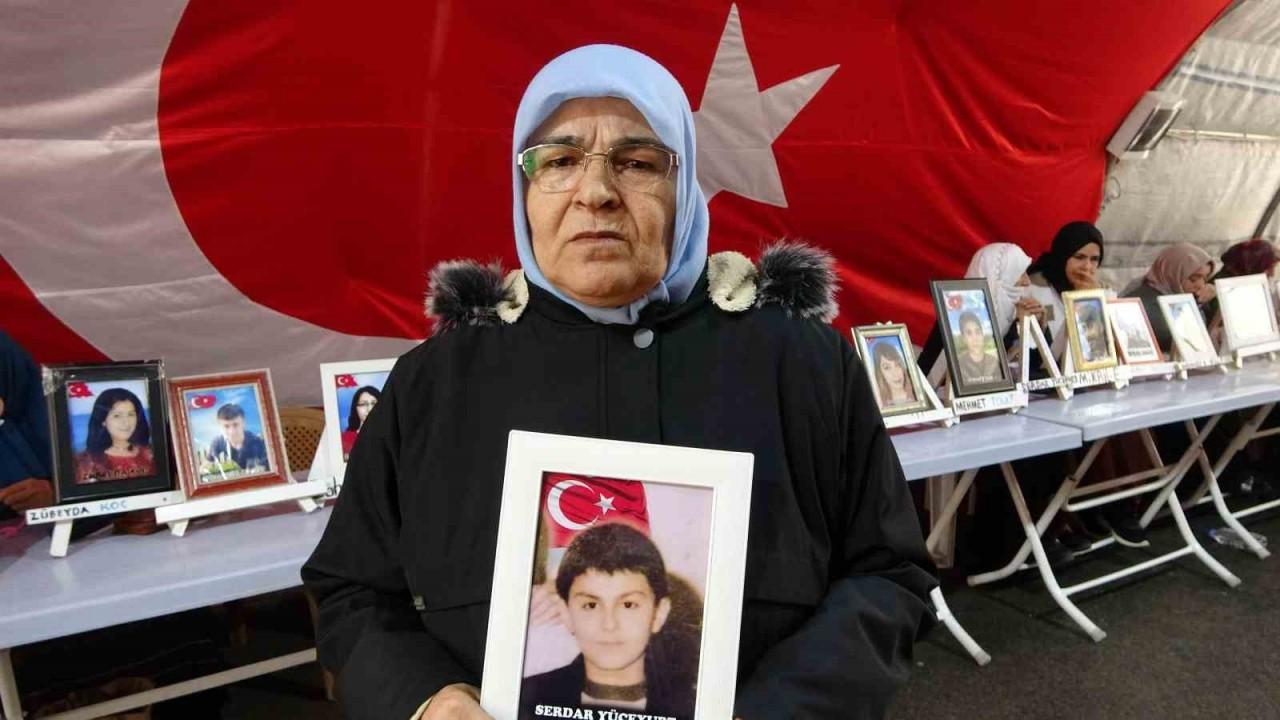 Evlat nöbeti 1.245. günde: Anneden oğluna “teslim ol” çağrısı